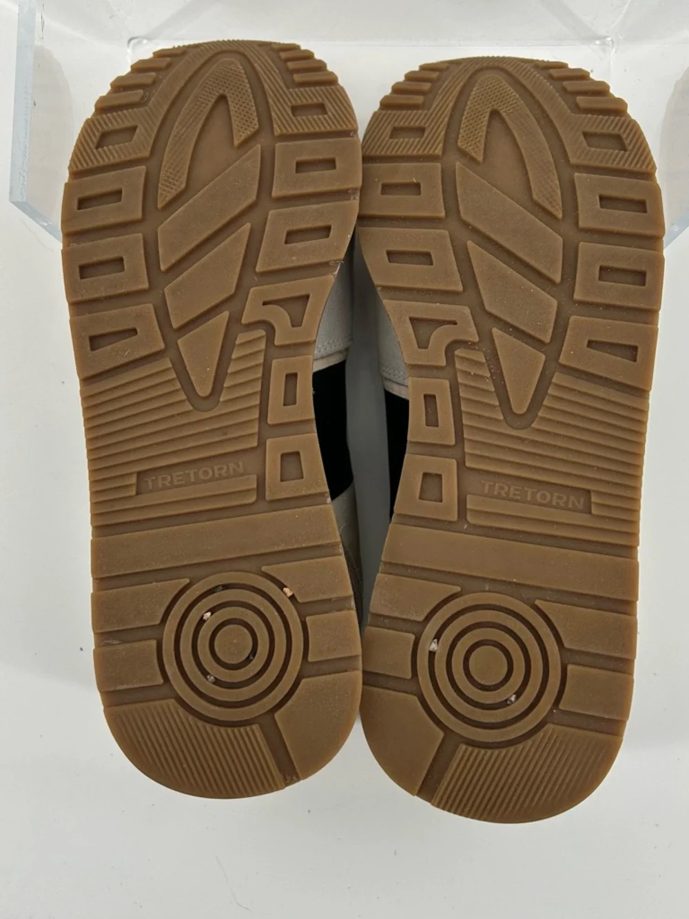 Tretorn Loyola 2.0 sneakers in retro black and gray